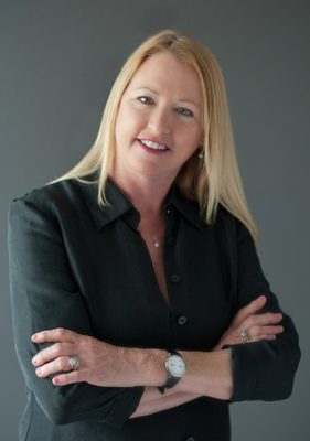 Portrait of Eileen Albury, Broker Associate